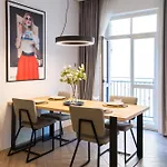 Cohost I Oldtown 60m2 W-garage Parking, Balcony & Self Check-in *