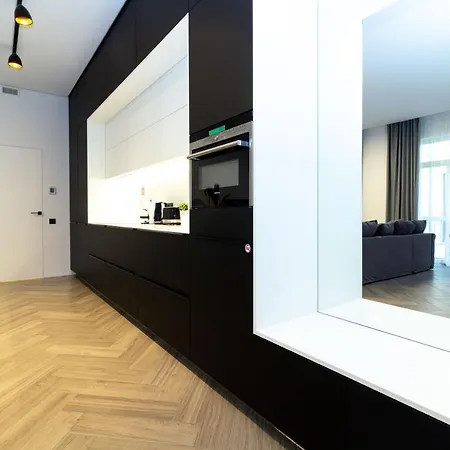 Oldtown 60m2 W-garage Prkg, Balcony & Self Check-in I Cohost Апартаменты