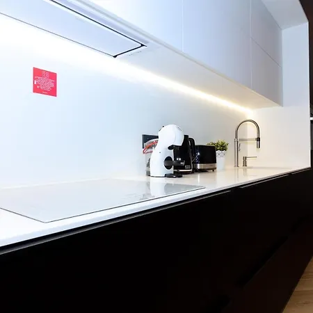 Cohost I Oldtown 60m2 W-garage Parking, Balcony & Self Check-in Appartamento *