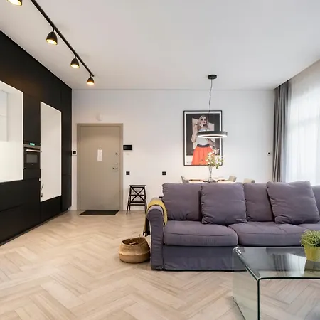Апартаменты Oldtown 60m2 W-garage Prkg, Balcony & Self Check-in I Cohost