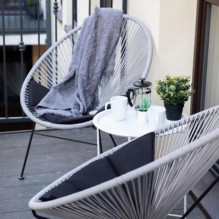 Cohost I Oldtown 60m2 W-garage Parking, Balcony & Self Check-in Apartment Vilnius