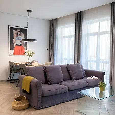 Oldtown 60m2 W-garage Prkg, Balcony & Self Check-in I Cohost Апартаменты *