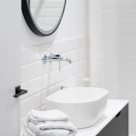 Oldtown 60M2 Apt W-Garage Prkg, Balcony & Self Check-In I Cohost Vilnius