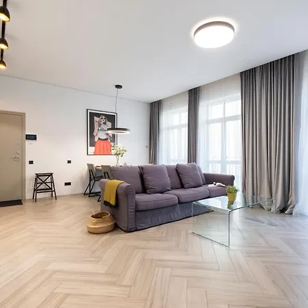 Oldtown 60m2 W-garage Prkg, Balcony & Self Check-in I Cohost Апартаменты *