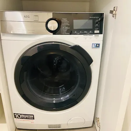 Cohost I Oldtown 60m2 W-garage Parking, Balcony & Self Check-in Апартаменты *