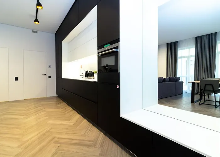 Cohost I Oldtown 60m2 W-garage Parking, Balcony & Self Check-in Daire