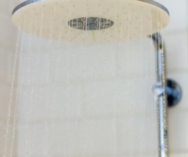 Cohost I Oldtown 60m2 W-garage Parking, Balcony & Self Check-in Apartment *