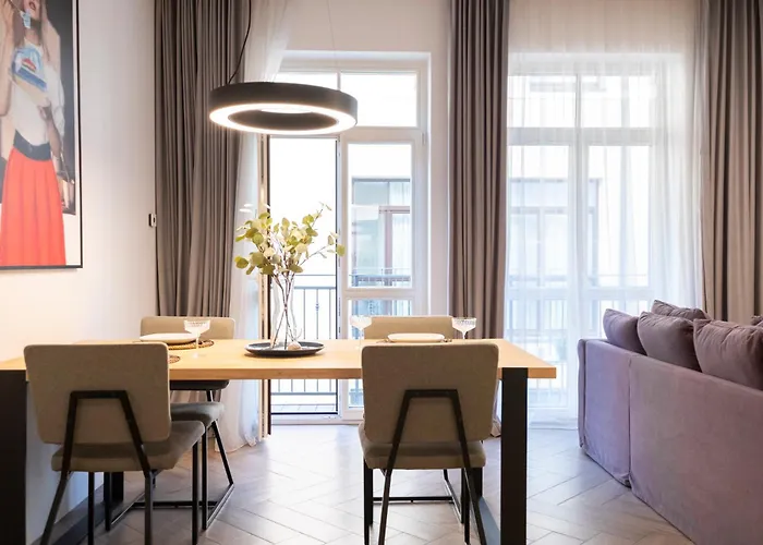 Cohost I Oldtown 60m2 W-garage Parking, Balcony & Self Check-in * Vilnius