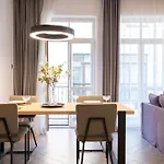 Cohost I Oldtown 60m2 W-garage Parking, Balcony & Self Check-in * Vilnius