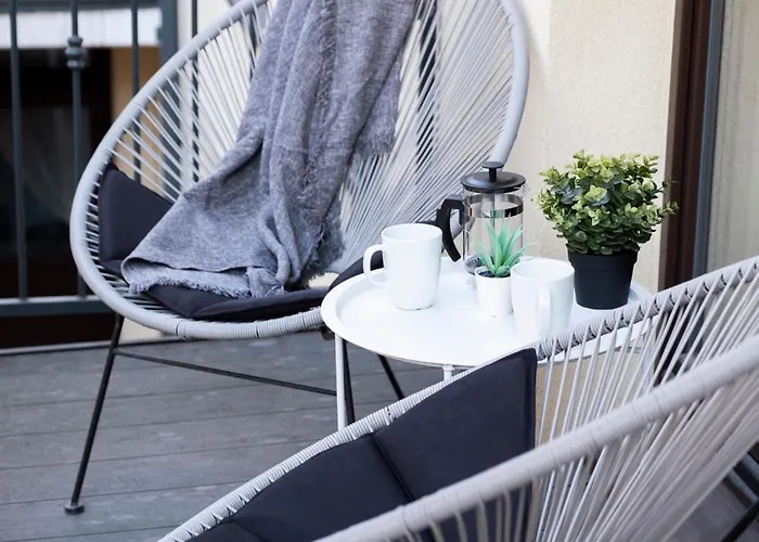 Cohost I Oldtown 60m2 W-garage Parking, Balcony & Self Check-in アパート ヴィリニュス